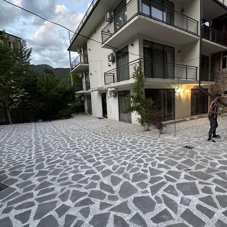 Hotel Borjomi Central Zewnętrze zdjęcie