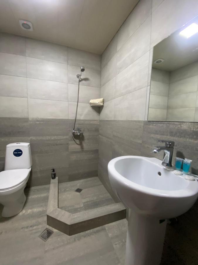 Hotel Borjomi Central Zewnętrze zdjęcie