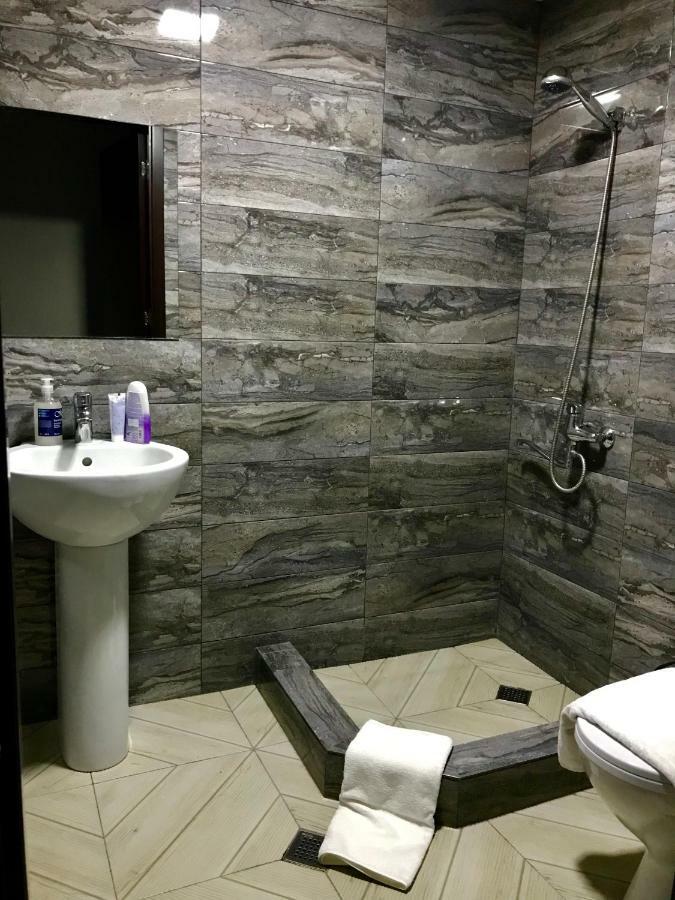 Hotel Borjomi Central Zewnętrze zdjęcie